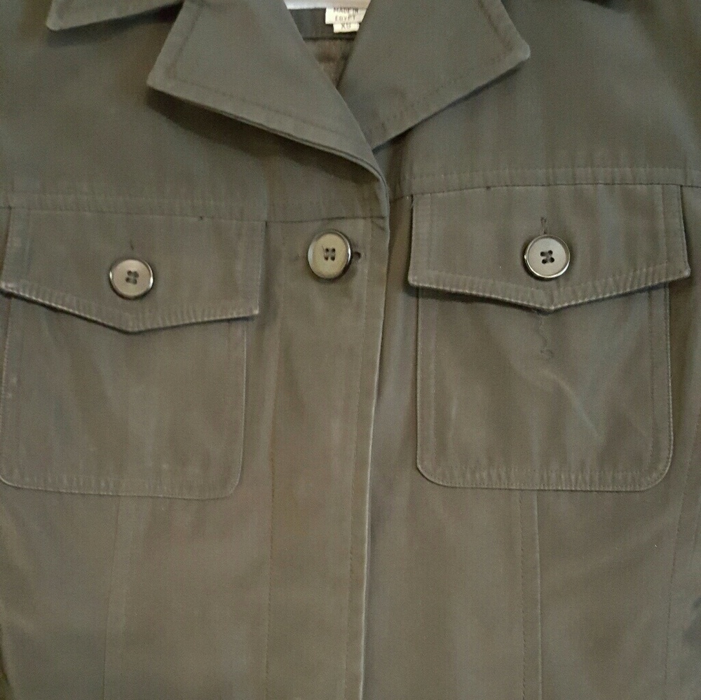 Black jacket - Picture 3 of 4